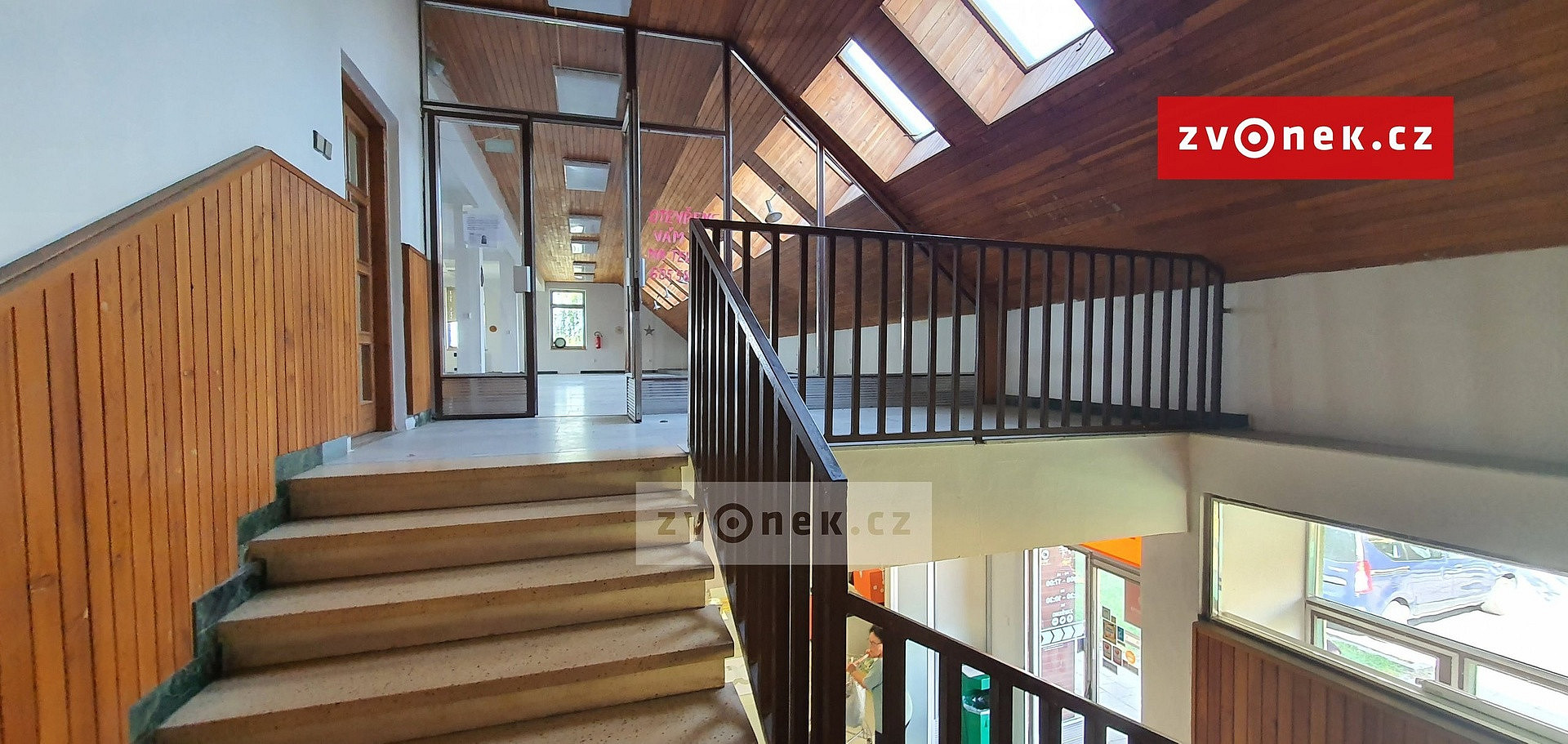Pronájem obchodních prostor 442 m² – fotografie 4