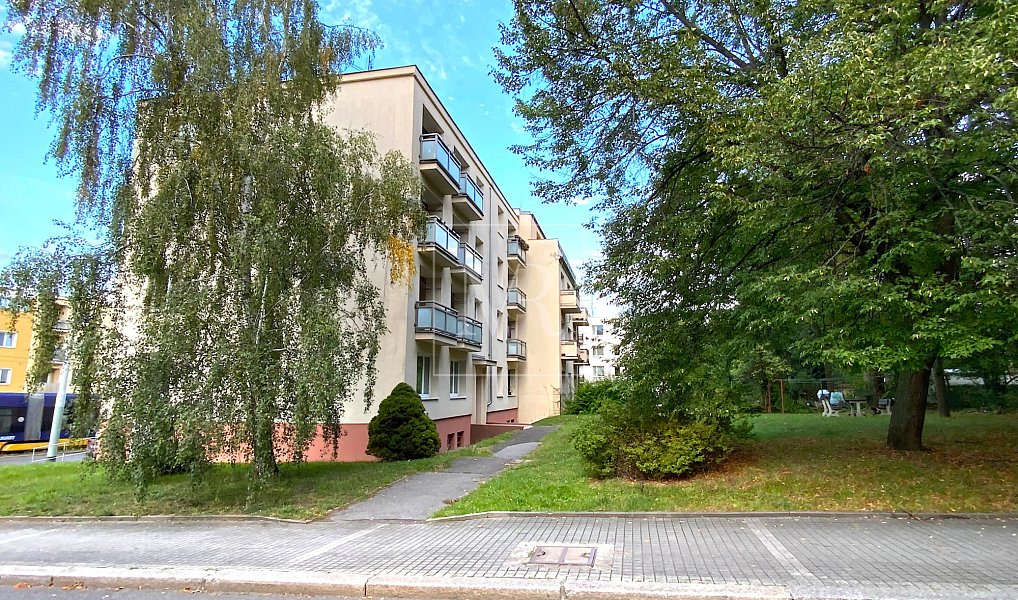 Prodej bytu 2+1 53 m², Praha – náhled fotky 3