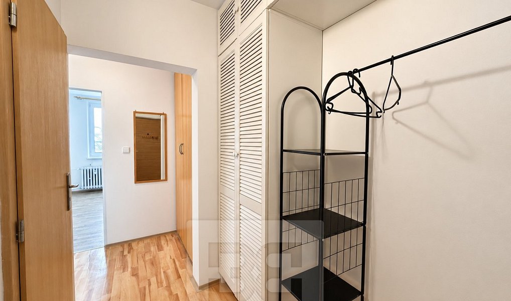 Pronájem bytu 2+kk 42 m², Praha – náhled fotky 8
