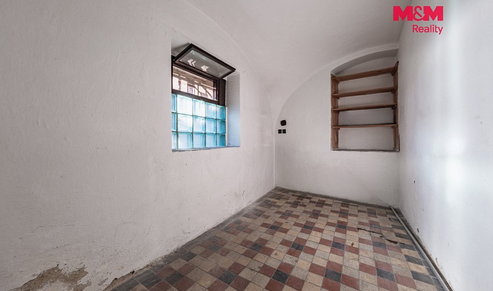 Prodej domu 365 m² s pozemkem 2 873 m², Račetice – náhled fotky 9