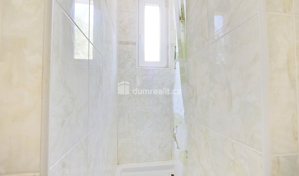 Prodej domu 190 m² s pozemkem 896 m², Lovosice – náhled fotky 11