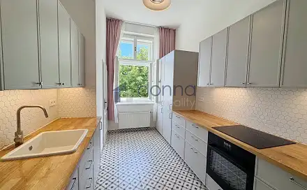 Pronájem bytu 2+1 58 m²