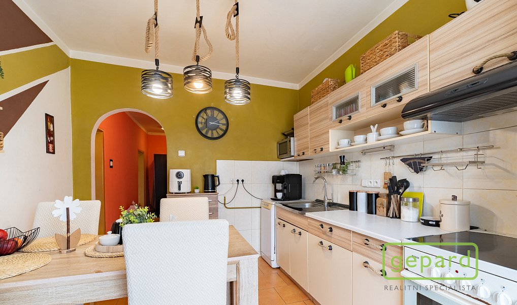 Prodej bytu 2+1 54 m², Ostrov – náhled fotky 10