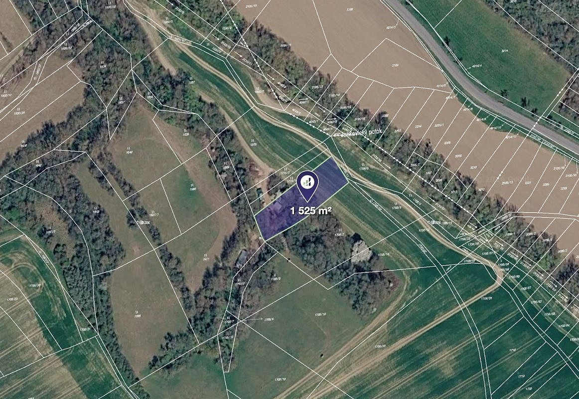 Prodej pole 16 001 m²