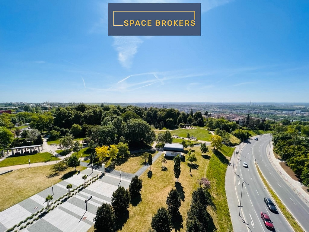 Pronájem kanceláře 285 m² – fotografie 5