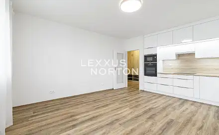 Pronájem bytu 2+kk 52 m²