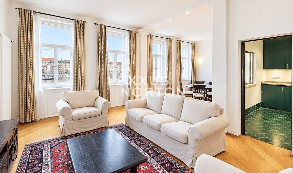 Pronájem bytu 3+1, 94 m², Smíchov - Praha 5, Praha