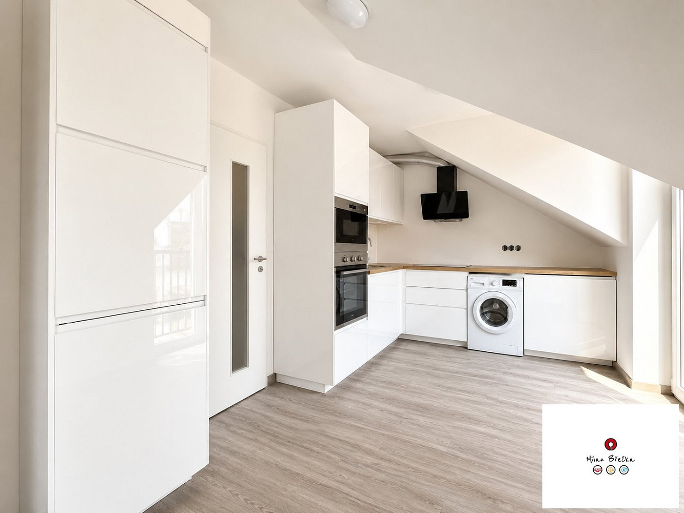 Pronájem bytu 1+kk 32 m² — photo 3