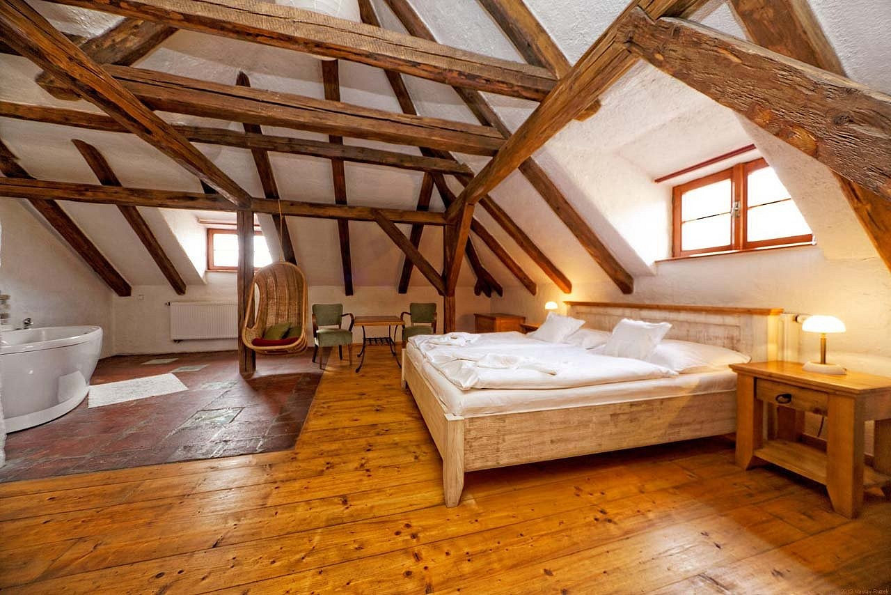 Prodej ubytovacího objektu 844 m² – fotografie 2