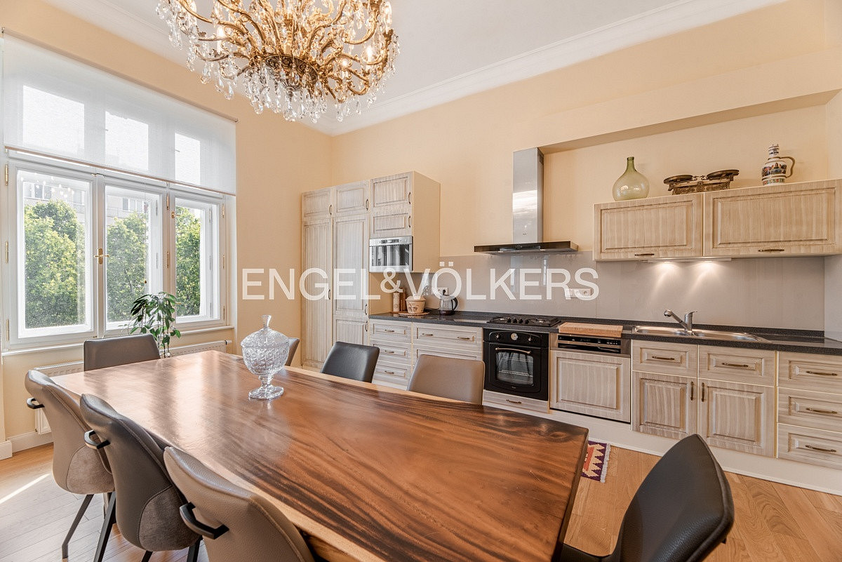 Pronájem bytu 3+1 102 m² — photo 3
