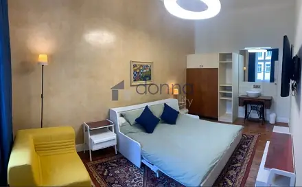Pronájem bytu 1+1 33 m², Hálkova, Praha 2 - Nové Město