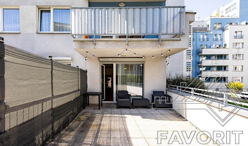 Pronájem bytu 2+kk 57 m², Praha – náhled fotky 5