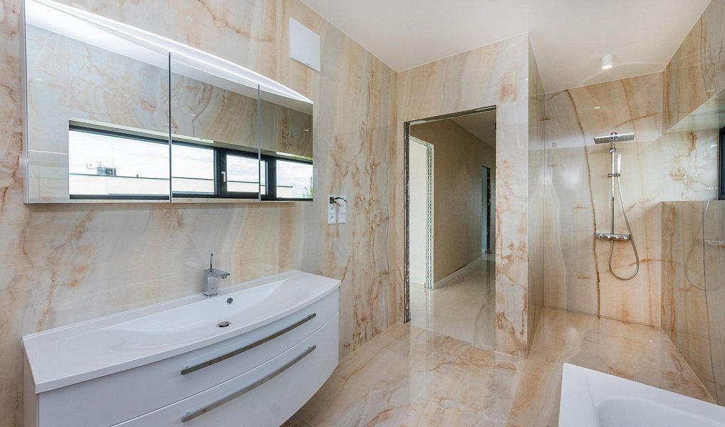 Prodej domu 295 m² s pozemkem 887 m², Průhonice – náhled fotky 2