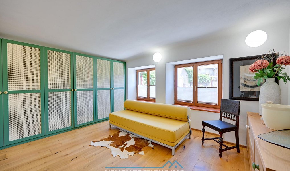 Prodej domu 184 m² s pozemkem 184 m², Znojmo – náhled fotky 15