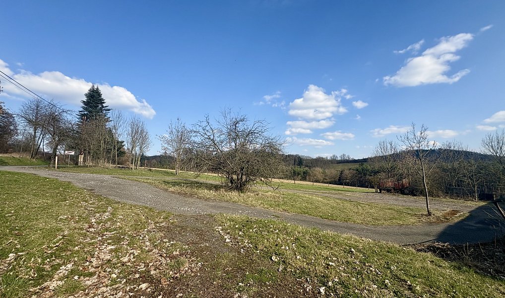Prodej stavebního pozemku 9 213 m², Vysoký Chlumec – náhled fotky 4