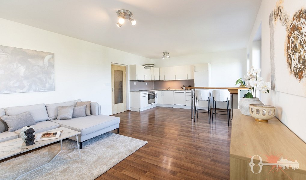 Prodej bytu 2+kk 65 m², Praha – náhled fotky 3