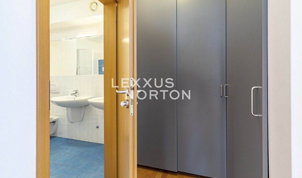 Prodej bytu 4+kk 127 m², Praha – náhled fotky 7