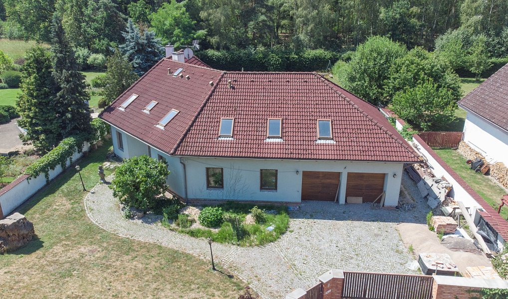 Prodej domu 400 m² s pozemkem 1 764 m², Sezemice – náhled fotky 12