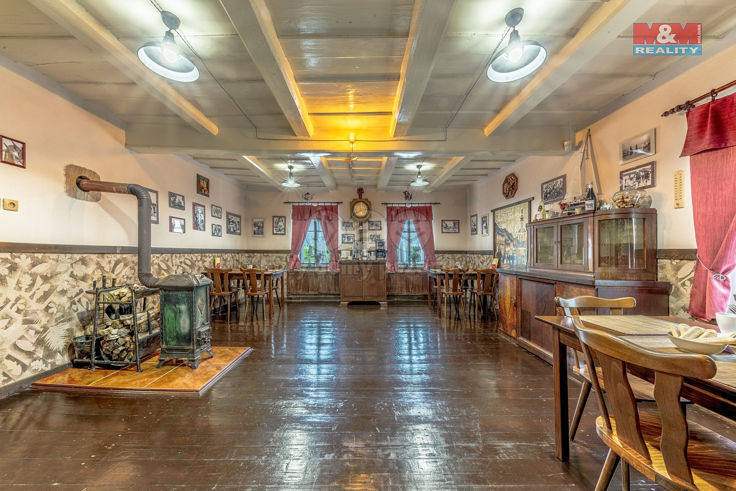 Prodej ubytovacího objektu 280 m² – fotografie 5