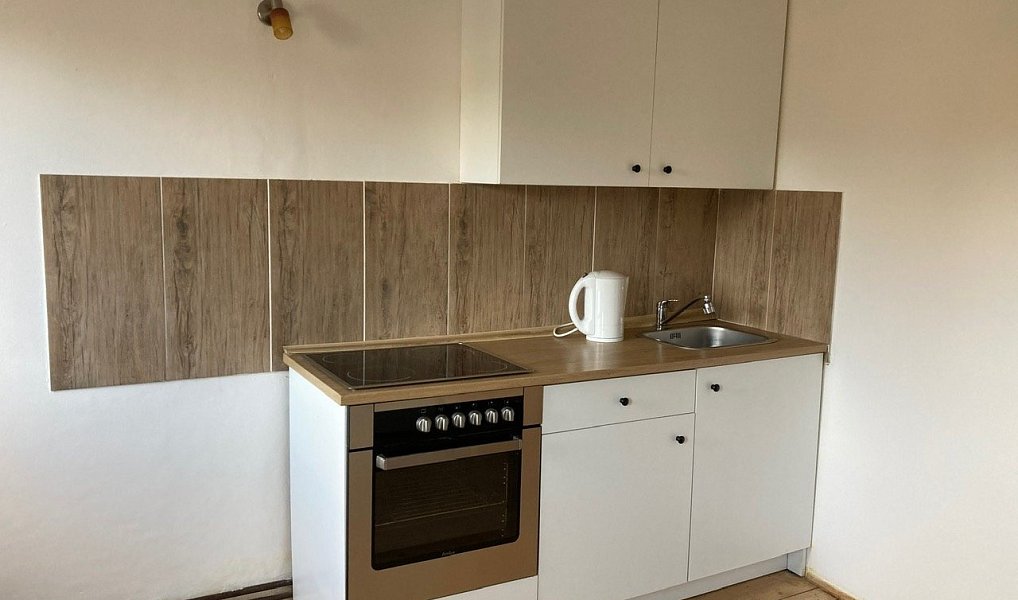 Prodej ubytovacího objektu 310 m², Varnsdorf – náhled fotky 17