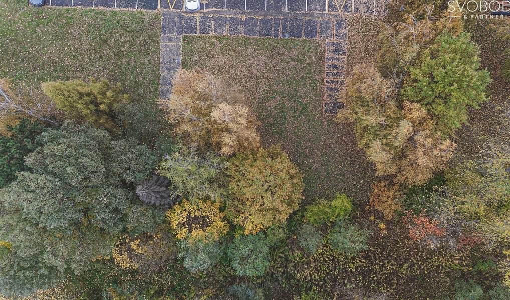 Prodej komerčního pozemku 2 446 m², Hradec Králové – náhled fotky 4