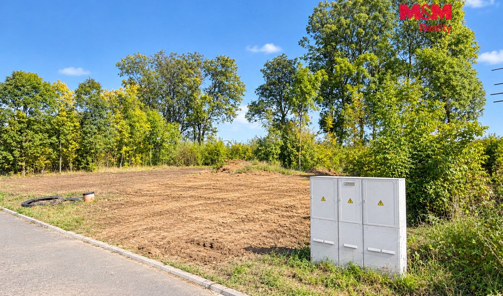 Prodej stavebního pozemku 931 m², Čepí – náhled fotky 2