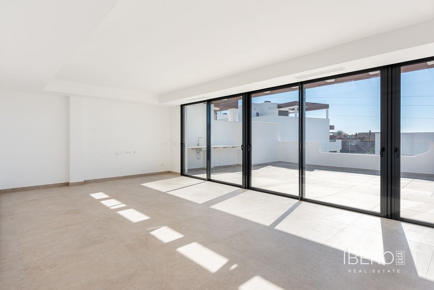 Pis 5+kk – Estepona, Barriada Islas Canarias - Més