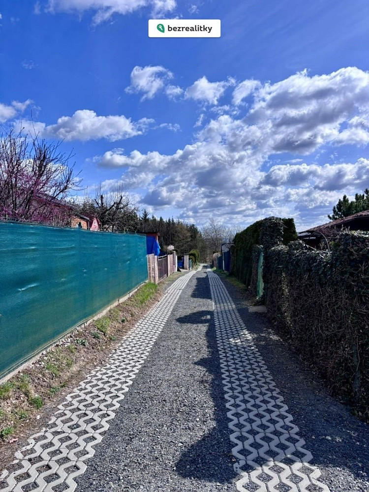 Prodej zahrady 400 m²