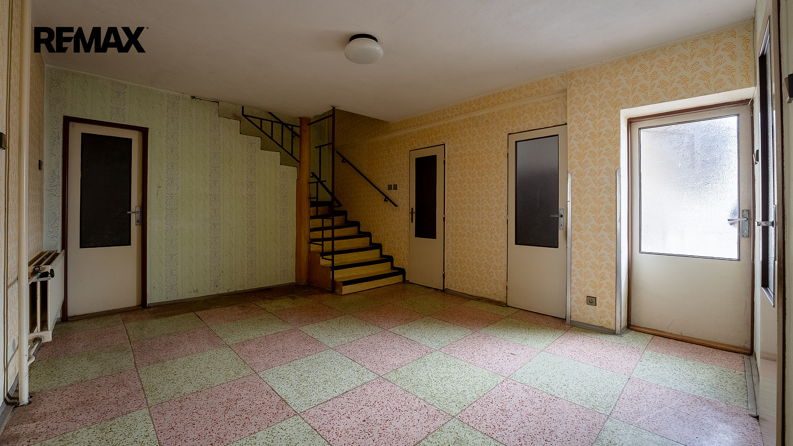 Prodej domu 180 m² s pozemkem 362 m² – pohled 3