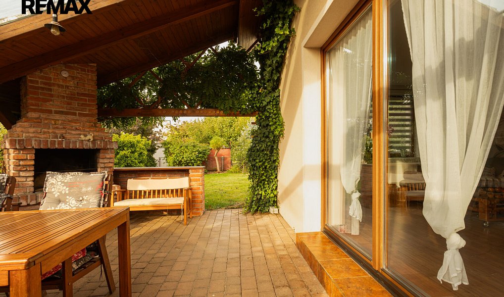 Prodej domu 155 m² s pozemkem 614 m², Rybitví – náhled fotky 18