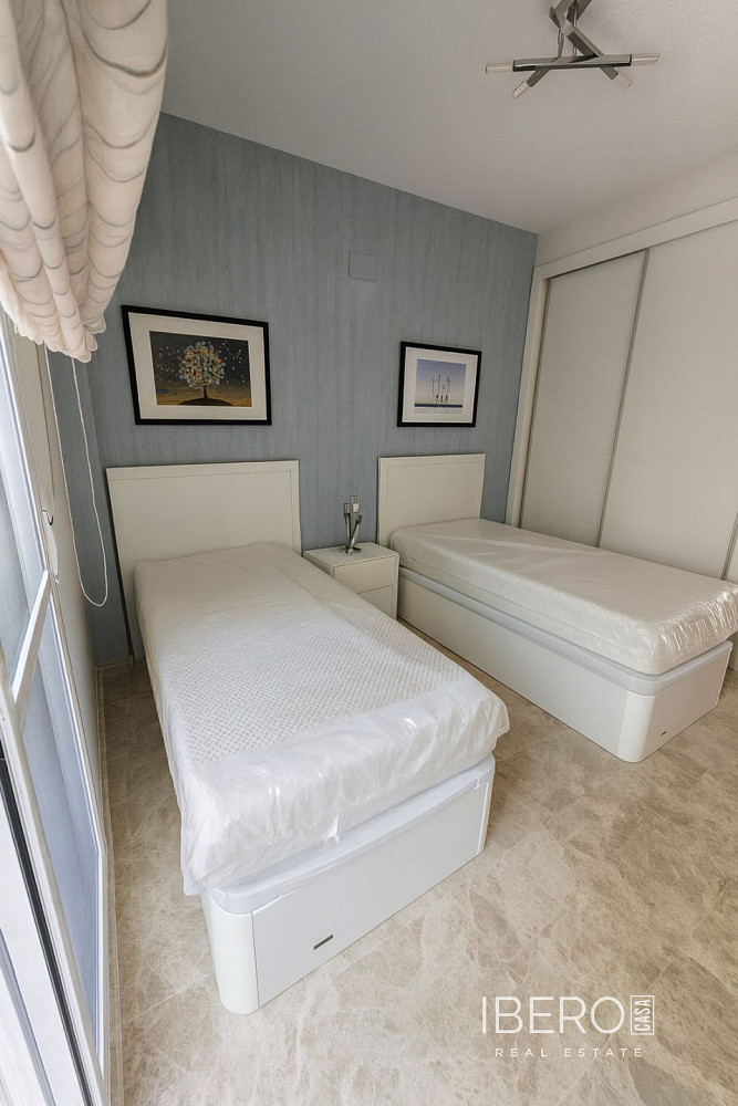 Piso 3+kk – Marbella, Nueva Andalucía - Más