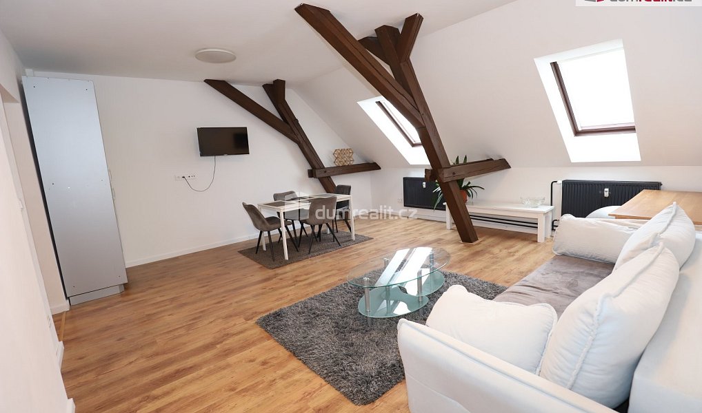 Prodej bytu 3+1 87 m², Cheb – náhled fotky 5