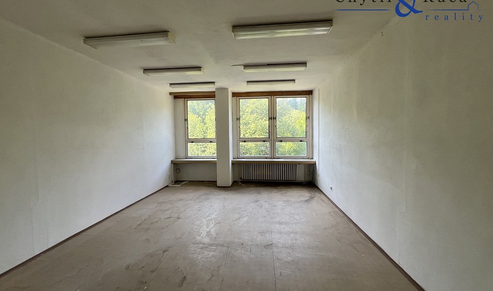 Prodej skladovacích prostor 2 156 m², Vsetín – náhled fotky 14