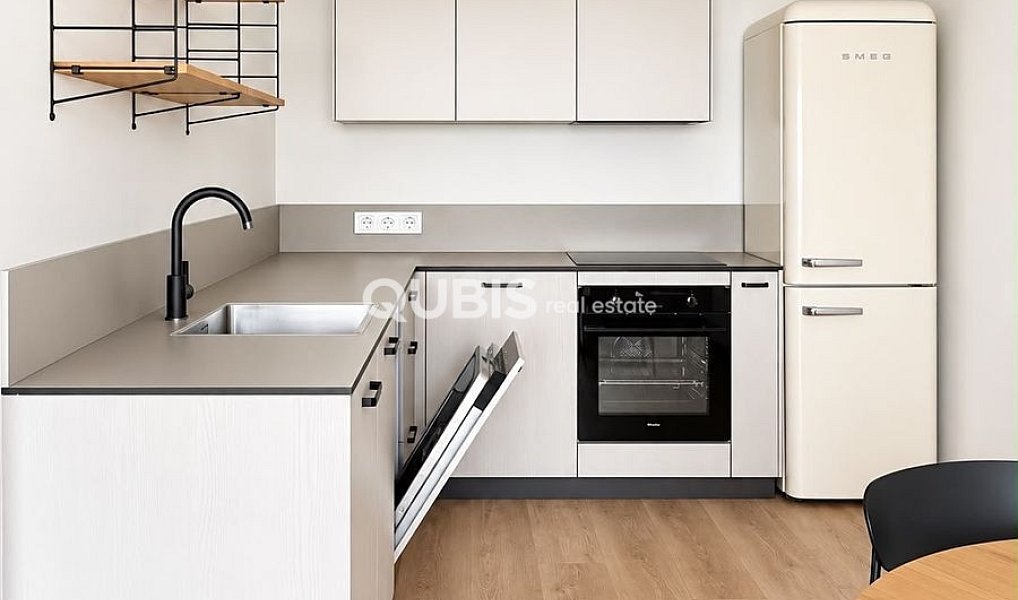 Pronájem bytu 2+kk 75 m², Praha – náhled fotky 3