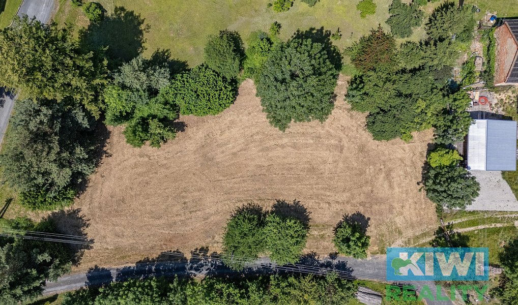 Prodej stavebního pozemku 1 744 m², Velké Heraltice – náhled fotky 5