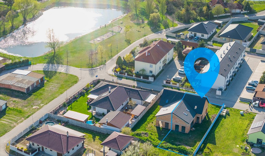 Prodej domu 182 m² s pozemkem 525 m², Hevlín – náhled fotky 16