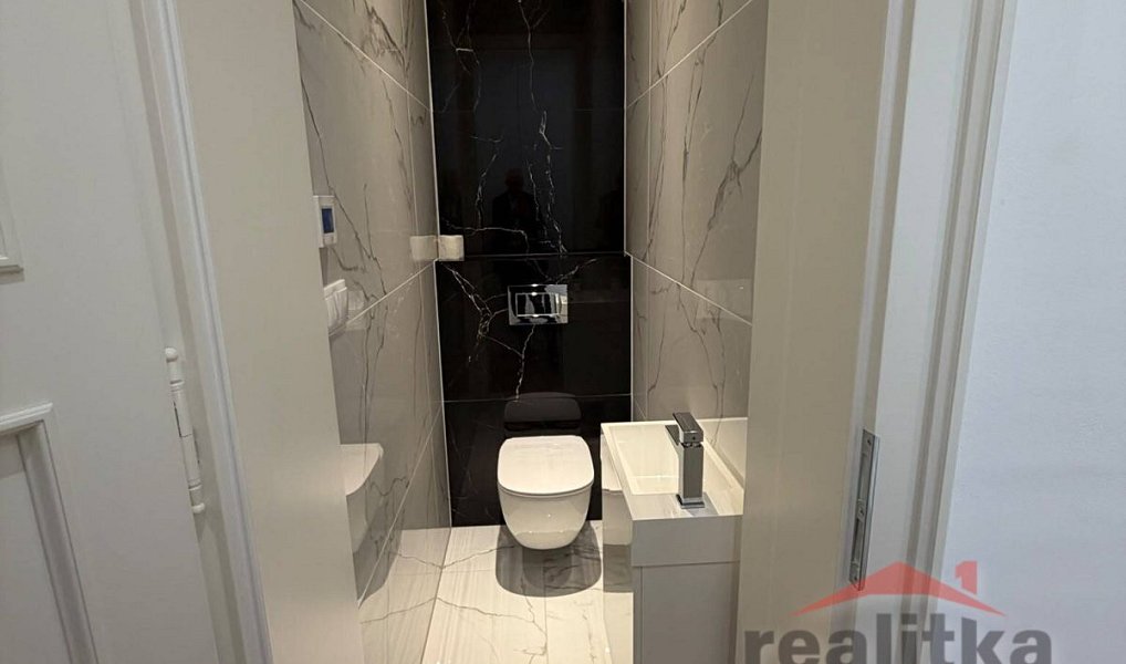 Prodej bytu 2+1 99 m², Opava – náhled fotky 14