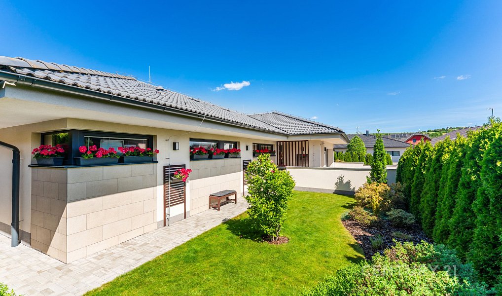 Prodej domu 148 m² s pozemkem 796 m², Lány – náhled fotky 34