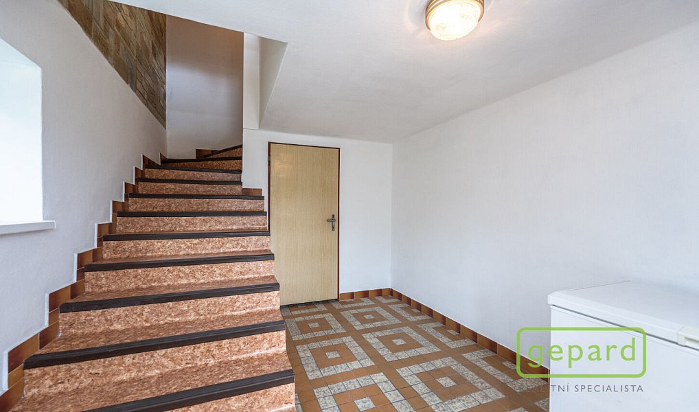 Prodej domu 204 m² s pozemkem 797 m², Sedlčany – náhled fotky 24