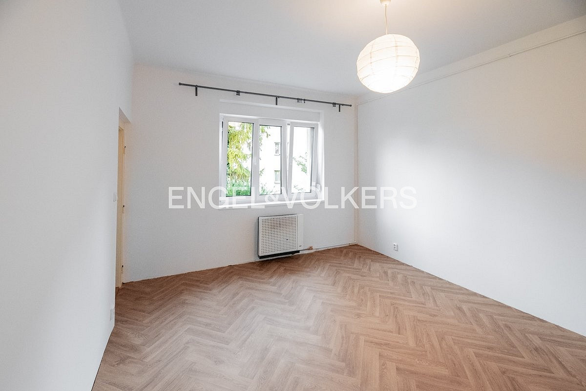 Pronájem bytu 1+kk 27 m²