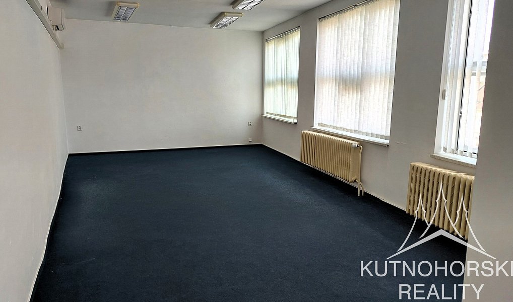 Pronájem kanceláře 43 m², Chrudim – náhled fotky 3