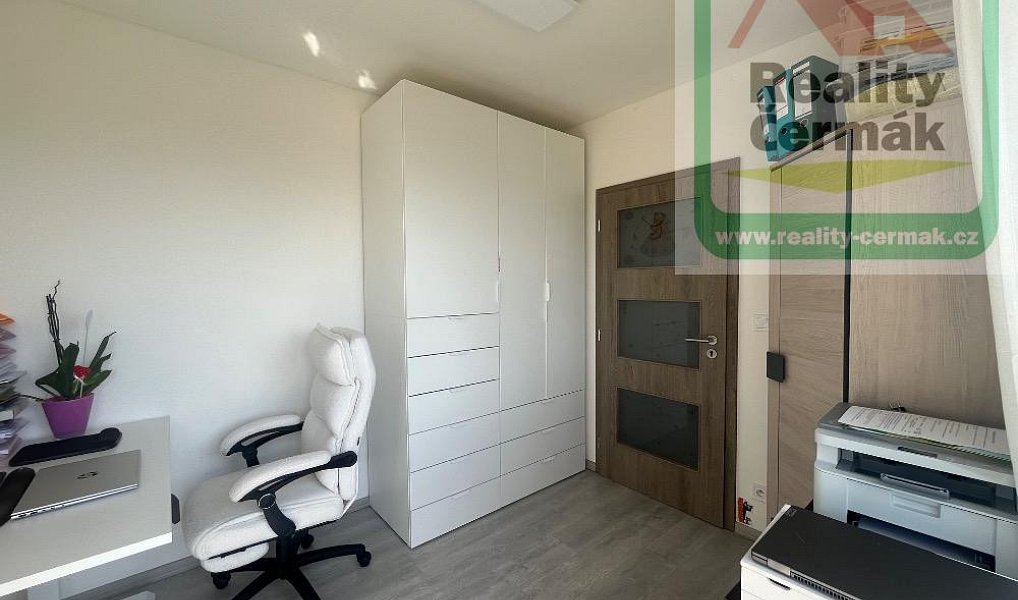 Prodej bytu 3+kk 88 m², Holýšov – náhled fotky 21