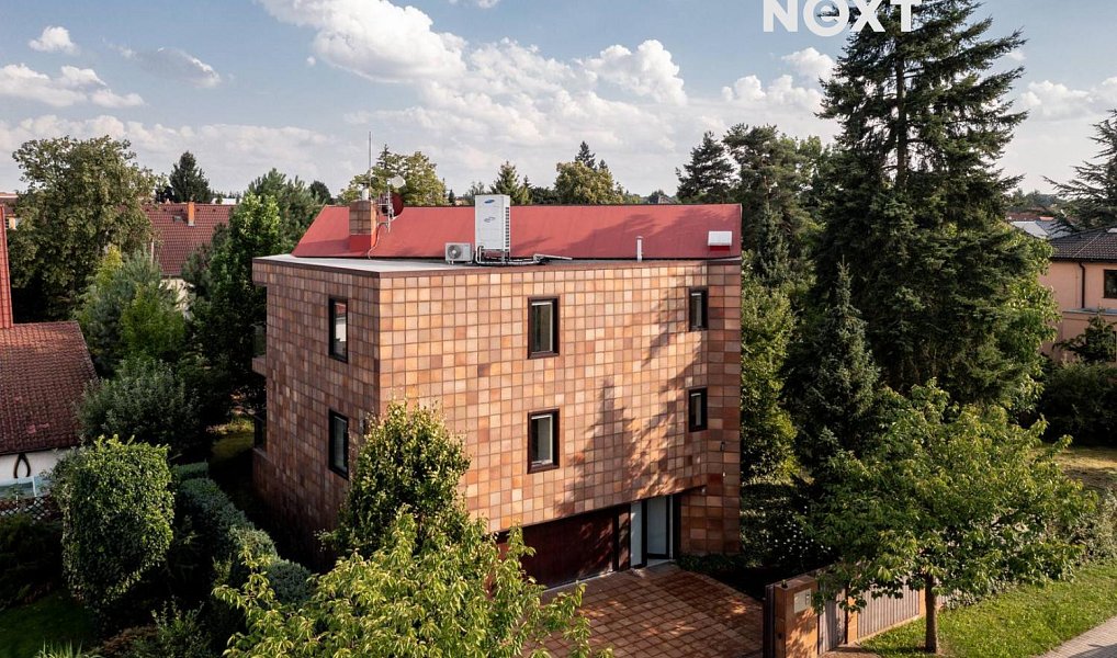 Prodej domu 417 m² s pozemkem 815 m², Praha – náhled fotky 21