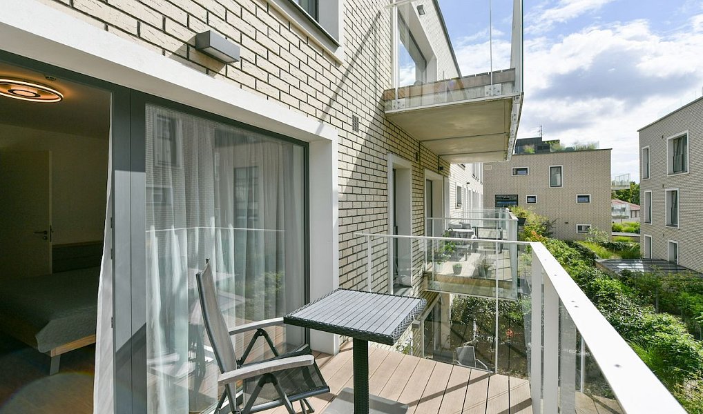 Pronájem bytu 2+kk 76 m², Praha – náhled fotky 12