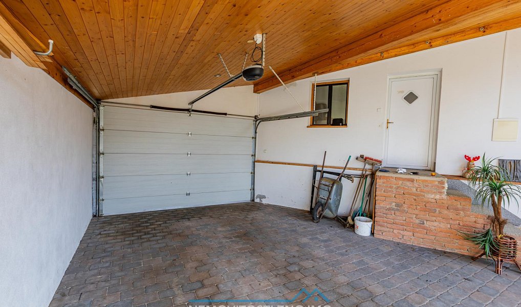 Prodej domu 350 m² s pozemkem 868 m², Jevišovice – náhled fotky 26