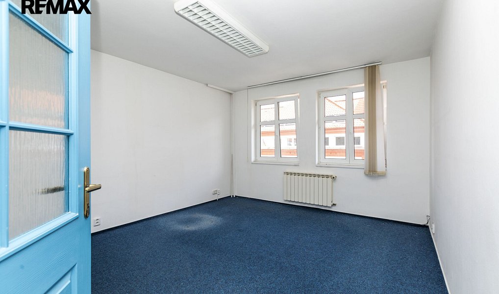 Pronájem domu 220 m² s pozemkem 225 m², Roudnice nad Labem – náhled fotky 16