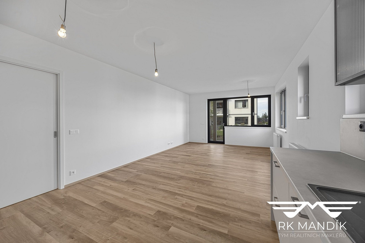 Pronájem bytu 3+kk 86 m² – fotografie 5