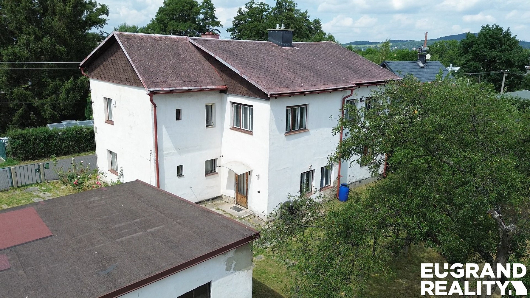 Prodej domu 270 m² s pozemkem 485 m² — photo 2