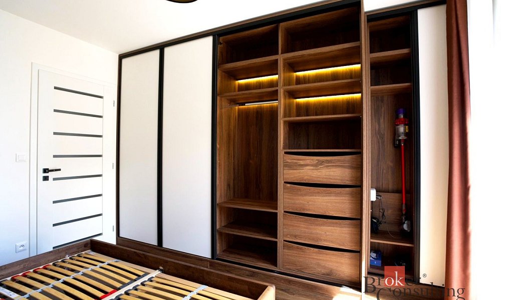Pronájem bytu 3+kk 74 m², Plzeň – náhled fotky 9