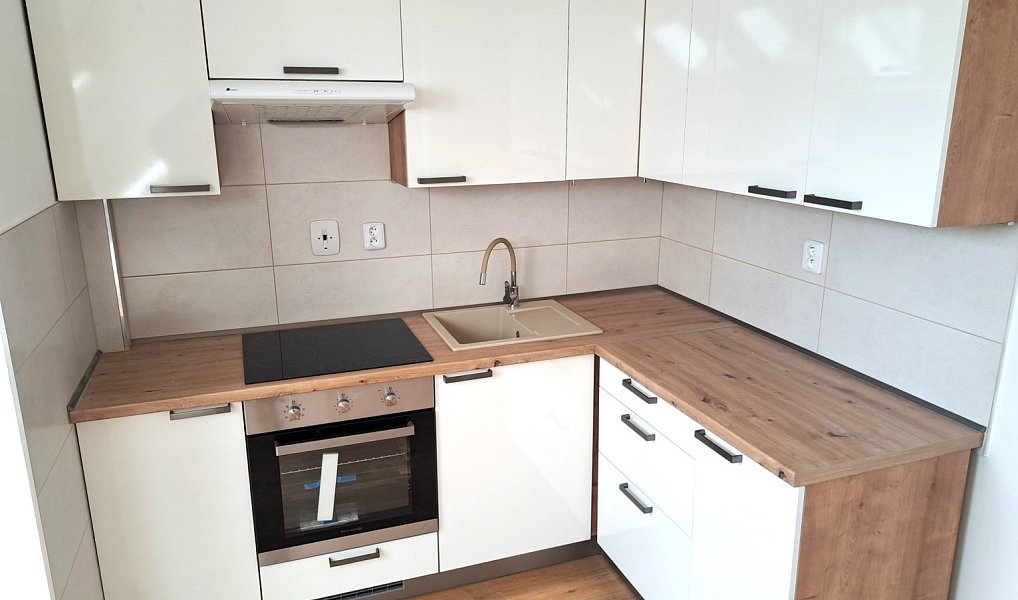 Pronájem bytu 3+kk 88 m², Třebechovice pod Orebem – náhled fotky 2